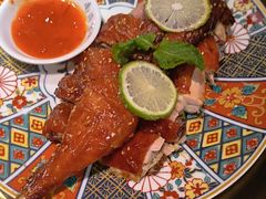 -亚龙湾中心广场