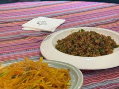 -香巴拉云南餐厅(华莱坞店)