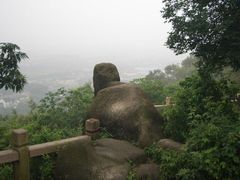 -灵岩山风景区