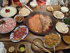 -萍姐火锅·公路夜市(武汉首店)