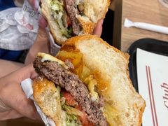 -The Habit Burger Grill 哈比特汉堡(世博店)