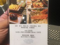 -筠咖啡西餐厅(上海国展宝龙丽筠酒店)