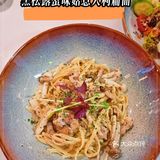 咬落去真係非常正，肉汁唔需要用口去咬
