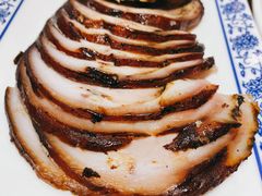 -老天桥酱肉烧饼夹肘子(天桥店)