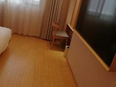 -全季酒店(上海徐家汇肇嘉浜路店)