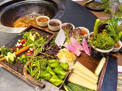 -蘸小院铁锅炖·蘸酱菜·东北菜(怀远门店)