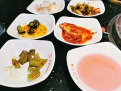 -木槿花韩式炭烤·熟成肉工坊(孙文东路店)
