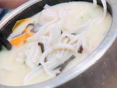 石锅鱼面-渔米丰·广府鱼汤米线(光明广场店)