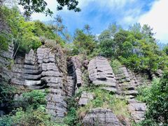 -梭布垭石林景区