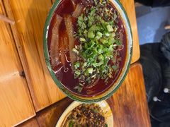 -拈签一笑黄牛肉辣卤串串