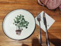 餐具摆设-意风小镇(内江万达广场店)