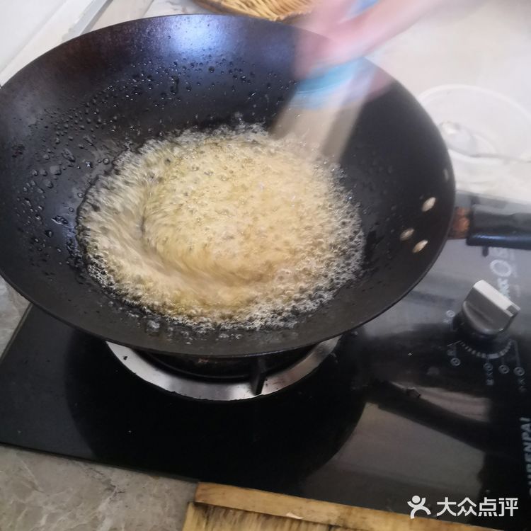 自己在家做超级好吃的花生芝麻酥