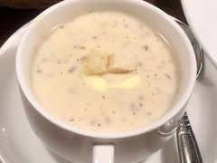 奶油蘑菇汤-宝莱纳啤酒花园餐厅PAULANER BRAUHAUS Nanjing(广州路店)