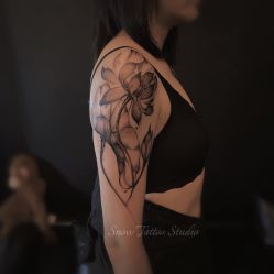-SNOW TATTOO STUDIO