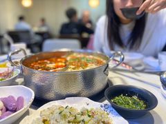 -德林酸菜鱼火锅(南丹店)