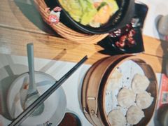 -馋三尺蟹粉小笼(人民广场店)