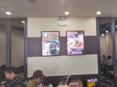 -李先生牛肉面大王(北京站售票厅餐厅)