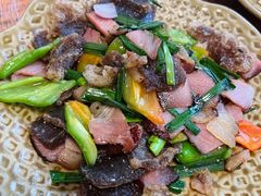 厥巴炒腊肉-古城苗家土菜馆(河景餐厅店)