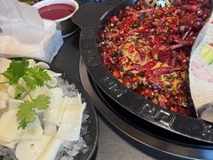 -老酉火锅(阳明古镇店)