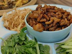 -合合春饼·酱骨·东北菜(潘家园店)