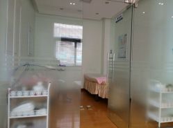 -苗方清颜专业祛痘养生