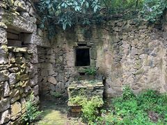-伍山石窟