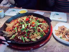 烤清江鱼-老板恋上鱼(环山路店)