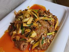 -湖泉水云间餐厅·弥勒地道菜(B座店)