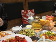 -叶派龙虾•招牌香辣蟹·海鲜(中海国际店)