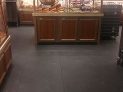 面包甜点陈列柜-山崎面包(静安久光店)