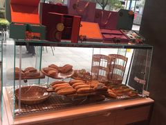 -巴黎贝甜(大宁国际商业广场店)