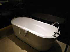 -中山利和希尔顿酒店