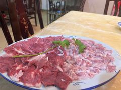 猪脊髓拼天衣无缝-华哥新鲜猪精品美食