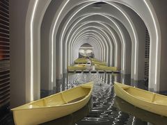 -涨巢·潮玩水疗局