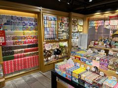 -猫的天空之城概念书店(苏州诚品店)