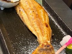 -铭牛烧肉·和牛海鲜自助(高新月牙湖店)