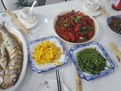-七的湖·晚芳亭·阳澄湖农家菜·大闸蟹(莲花岛店)