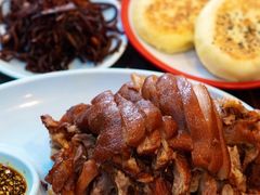 -聚首堂·特色小吃·肘子(什刹海德胜门店)