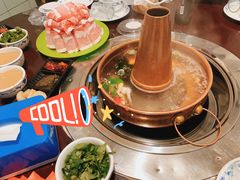 大铜锅-洞庭洲·防空洞火锅·铜锅涮肉·烧烤(新百广场店)