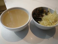 -镇南锅盖面馆(解放路店)