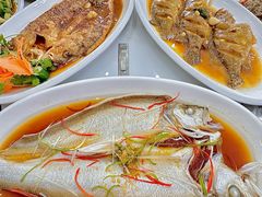 -丹水桥地锅鱼·翘嘴鲌·地方特色全鱼宴(丹江口大坝店)