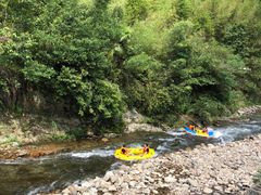 -龙井峡漂流