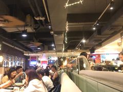 大堂-大头虾越式风味餐厅(光明广场店)