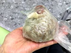 -白玉兰食品甜凤店(合生汇店)