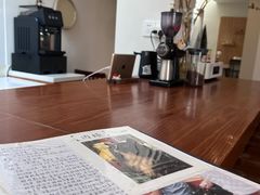 -有猫主题·治愈系猫咖(曾厝垵店)