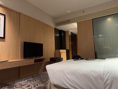 -上海虹桥西郊假日酒店