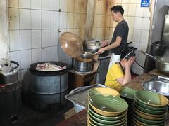 自助取餐区-张醪糟
