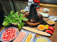 -东镇老火锅(长春路首店)