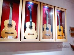 -何顺华吉他沙龙