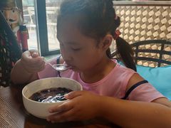 -杨小贤(东融国际影城店)